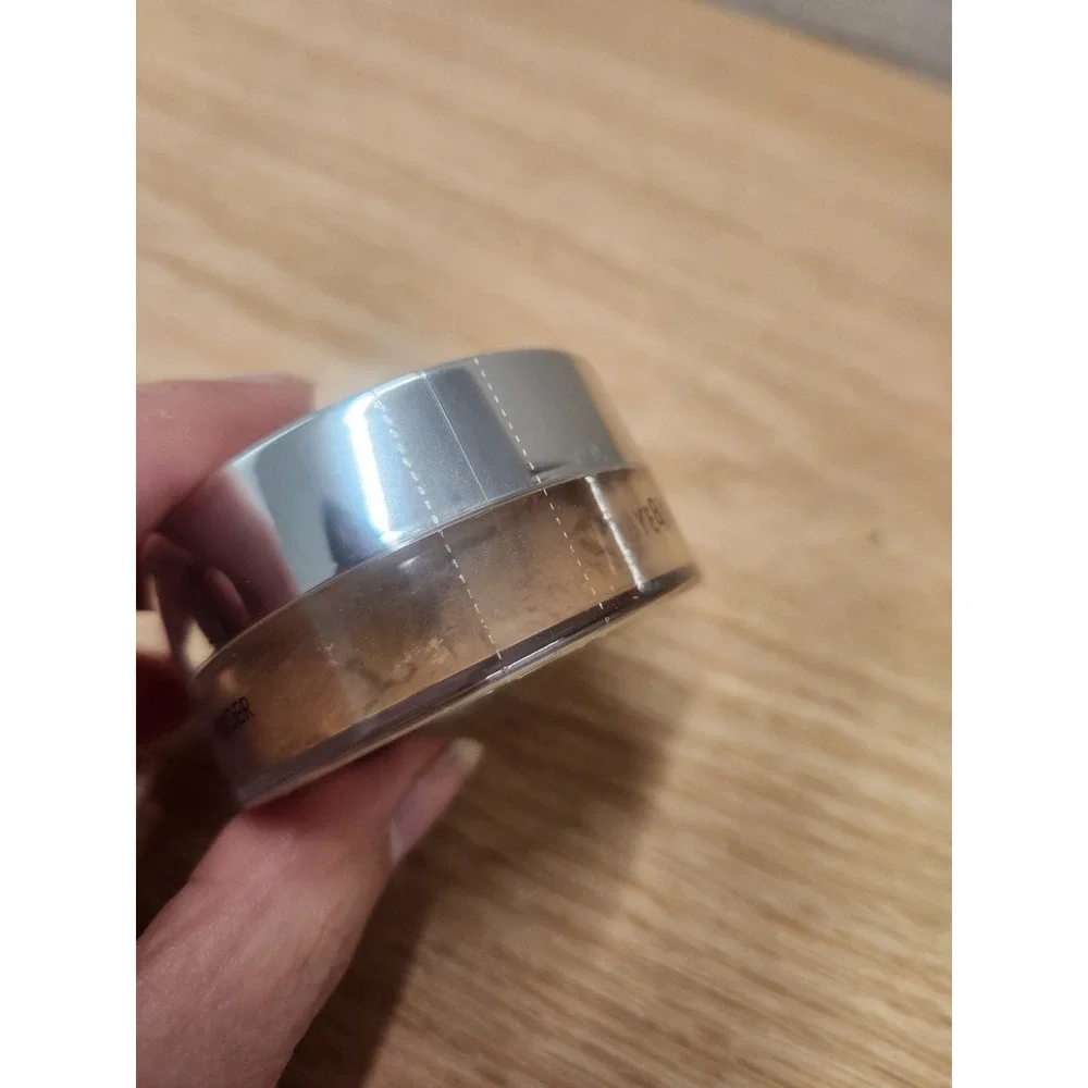 IT Cosmetics Bye Bye Pores Finishing Powder Tan Shade 0.24 oz SEALED